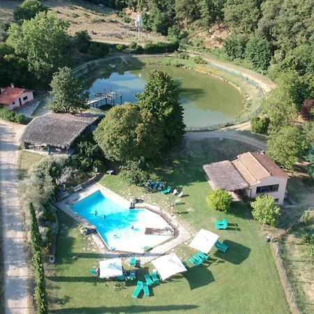 Agriturismo Fattoria Celle 菲利内瓦尔达诺 外观 照片